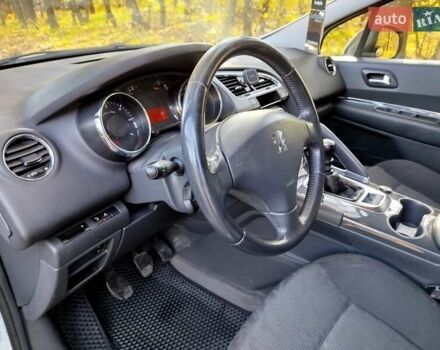 Пежо 3008 2011 в Черкассах на Automoto.ua Белый Пежо 3008, объемом двигателя 1.56 л и пробегом 284 тыс. км за 7800 $, фото 11 на Automoto.ua