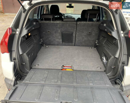 Пежо 3008 2011 в Киеве на Automoto.ua Белый Пежо 3008, объемом двигателя 1.6 л и пробегом 274 тыс. км за 7800 $, фото 6 на Automoto.ua