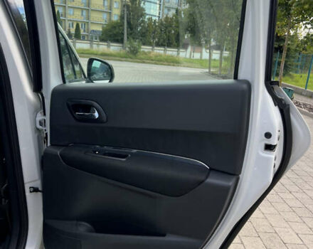 Белый Пежо 3008, объемом двигателя 1.6 л и пробегом 225 тыс. км за 8800 $, фото 49 на Automoto.ua
