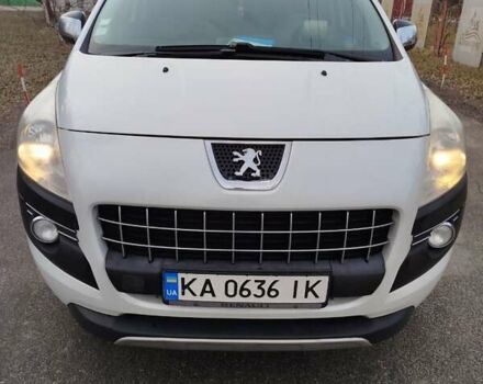 Белый Пежо 3008, объемом двигателя 1.6 л и пробегом 237 тыс. км за 8900 $, фото 2 на Automoto.ua