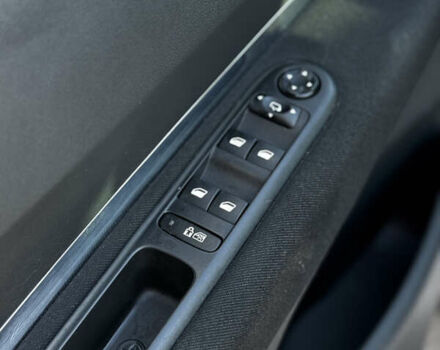 Белый Пежо 3008, объемом двигателя 1.56 л и пробегом 253 тыс. км за 8100 $, фото 26 на Automoto.ua