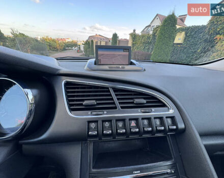 Белый Пежо 3008, объемом двигателя 2 л и пробегом 256 тыс. км за 8900 $, фото 25 на Automoto.ua