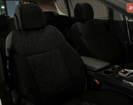 Пежо 3008 2011 в Киеве на Automoto.ua Белый Пежо 3008, объемом двигателя 1.56 л и пробегом 256 тыс. км за 8300 $, фото 11 на Automoto.ua