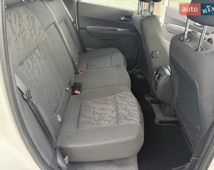 Білий Пежо 3008, об'ємом двигуна 1.6 л та пробігом 158 тис. км за 8350 $, фото 22 на Automoto.ua