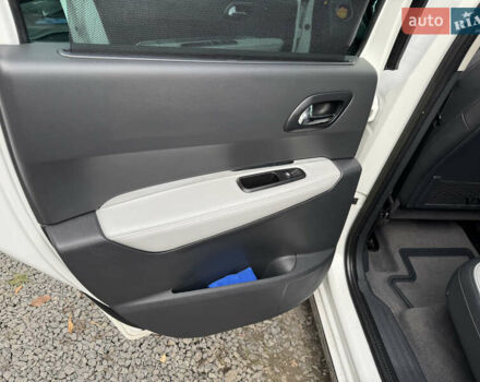 Білий Пежо 3008, об'ємом двигуна 2 л та пробігом 225 тис. км за 10200 $, фото 18 на Automoto.ua