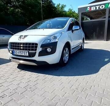 Белый Пежо 3008, объемом двигателя 1.56 л и пробегом 212 тыс. км за 10300 $, фото 3 на Automoto.ua