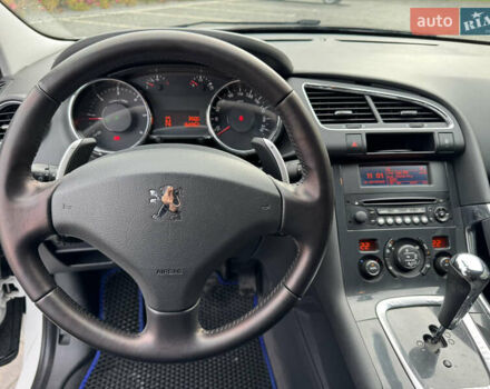 Белый Пежо 3008, объемом двигателя 1.56 л и пробегом 168 тыс. км за 8800 $, фото 11 на Automoto.ua