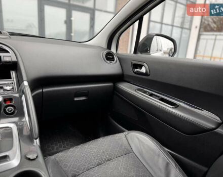 Белый Пежо 3008, объемом двигателя 1.6 л и пробегом 296 тыс. км за 7600 $, фото 26 на Automoto.ua