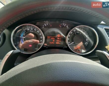 Белый Пежо 3008, объемом двигателя 2 л и пробегом 281 тыс. км за 10200 $, фото 10 на Automoto.ua
