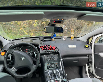 Білий Пежо 3008, об'ємом двигуна 2 л та пробігом 225 тис. км за 10200 $, фото 15 на Automoto.ua