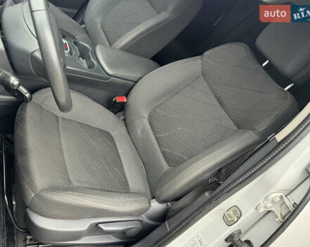 Білий Пежо 3008, об'ємом двигуна 1.6 л та пробігом 205 тис. км за 6750 $, фото 16 на Automoto.ua