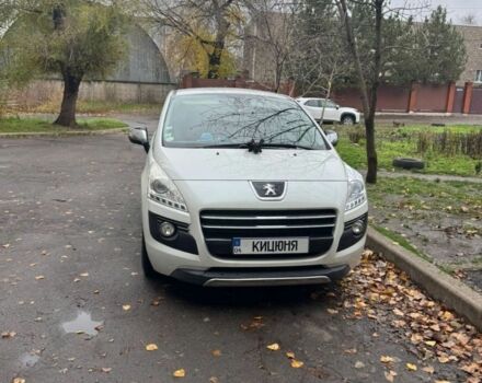 Белый Пежо 3008, объемом двигателя 2 л и пробегом 300 тыс. км за 9400 $, фото 3 на Automoto.ua