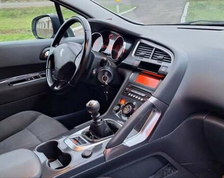 Белый Пежо 3008, объемом двигателя 1.6 л и пробегом 226 тыс. км за 8999 $, фото 98 на Automoto.ua