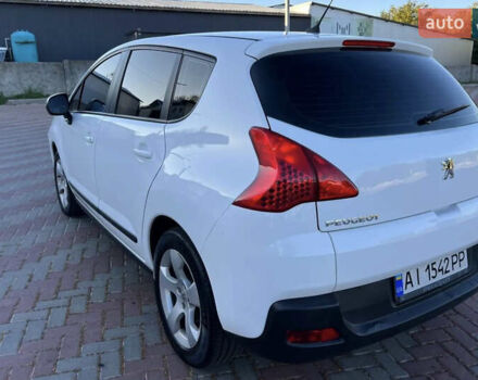 Белый Пежо 3008, объемом двигателя 1.6 л и пробегом 245 тыс. км за 8700 $, фото 4 на Automoto.ua