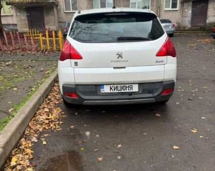 Белый Пежо 3008, объемом двигателя 2 л и пробегом 300 тыс. км за 9400 $, фото 2 на Automoto.ua