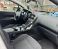 Белый Пежо 3008, объемом двигателя 2 л и пробегом 300 тыс. км за 9400 $, фото 6 на Automoto.ua