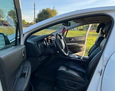 Белый Пежо 3008, объемом двигателя 2 л и пробегом 250 тыс. км за 9000 $, фото 12 на Automoto.ua