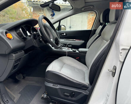 Білий Пежо 3008, об'ємом двигуна 2 л та пробігом 225 тис. км за 10200 $, фото 21 на Automoto.ua