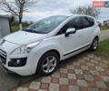 Белый Пежо 3008, объемом двигателя 2 л и пробегом 265 тыс. км за 9000 $, фото 1 на Automoto.ua