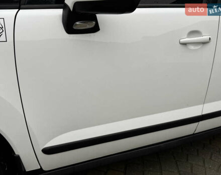 Білий Пежо 3008, об'ємом двигуна 1.6 л та пробігом 205 тис. км за 6750 $, фото 37 на Automoto.ua