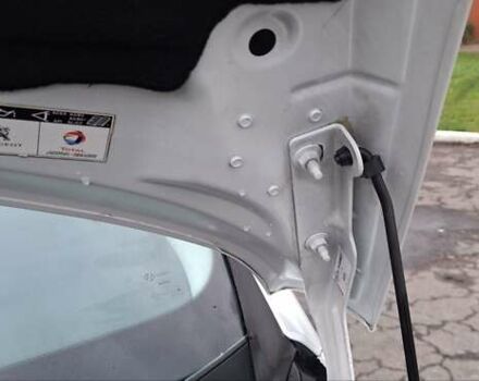 Белый Пежо 3008, объемом двигателя 1.6 л и пробегом 226 тыс. км за 8999 $, фото 32 на Automoto.ua