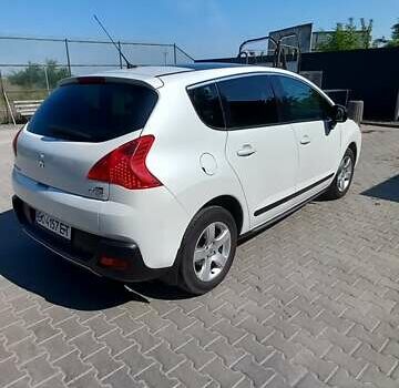 Белый Пежо 3008, объемом двигателя 1.56 л и пробегом 212 тыс. км за 10300 $, фото 10 на Automoto.ua