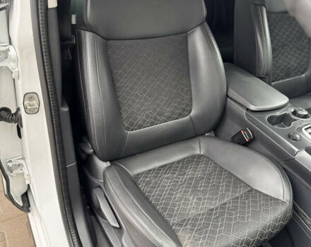 Белый Пежо 3008, объемом двигателя 1.6 л и пробегом 296 тыс. км за 7600 $, фото 40 на Automoto.ua