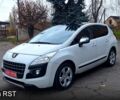 Белый Пежо 3008, объемом двигателя 1.6 л и пробегом 203 тыс. км за 9400 $, фото 1 на Automoto.ua