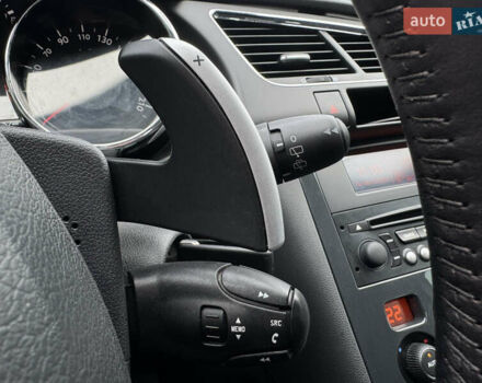 Белый Пежо 3008, объемом двигателя 1.56 л и пробегом 168 тыс. км за 8800 $, фото 15 на Automoto.ua