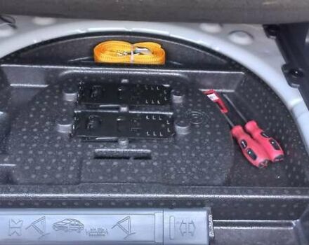 Белый Пежо 3008, объемом двигателя 1.56 л и пробегом 212 тыс. км за 10300 $, фото 17 на Automoto.ua