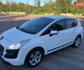 Белый Пежо 3008, объемом двигателя 1.6 л и пробегом 245 тыс. км за 8700 $, фото 7 на Automoto.ua