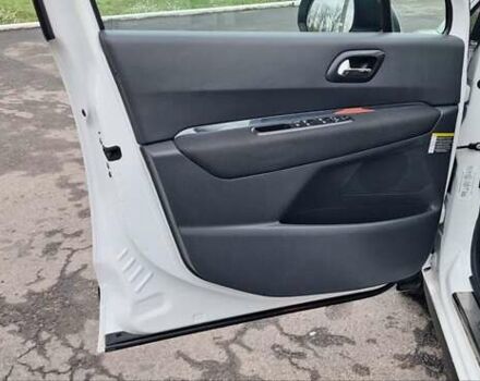 Белый Пежо 3008, объемом двигателя 1.6 л и пробегом 226 тыс. км за 8999 $, фото 48 на Automoto.ua