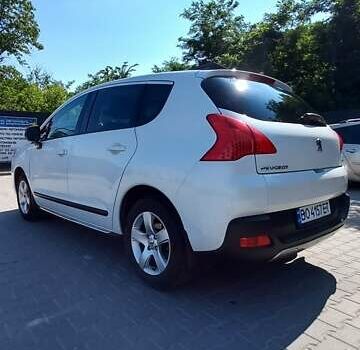 Белый Пежо 3008, объемом двигателя 1.56 л и пробегом 212 тыс. км за 10300 $, фото 11 на Automoto.ua