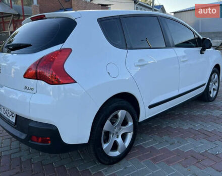 Белый Пежо 3008, объемом двигателя 1.6 л и пробегом 245 тыс. км за 8700 $, фото 5 на Automoto.ua