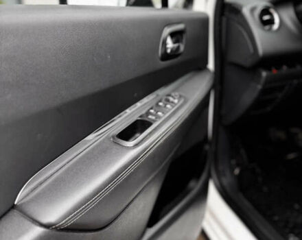 Белый Пежо 3008, объемом двигателя 1.6 л и пробегом 296 тыс. км за 7600 $, фото 38 на Automoto.ua