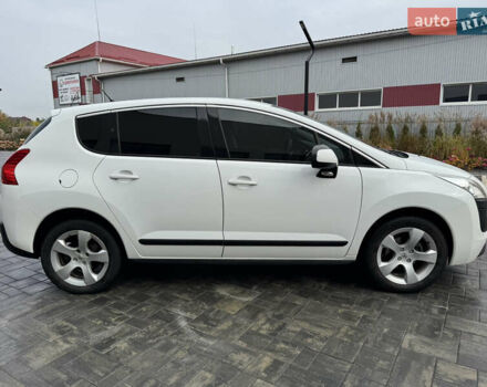 Белый Пежо 3008, объемом двигателя 1.56 л и пробегом 168 тыс. км за 8800 $, фото 7 на Automoto.ua