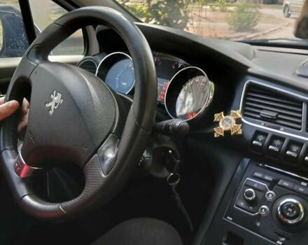 Белый Пежо 3008, объемом двигателя 2 л и пробегом 281 тыс. км за 10200 $, фото 7 на Automoto.ua