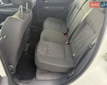 Білий Пежо 3008, об'ємом двигуна 1.6 л та пробігом 158 тис. км за 8350 $, фото 17 на Automoto.ua