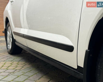 Білий Пежо 3008, об'ємом двигуна 1.6 л та пробігом 205 тис. км за 6750 $, фото 49 на Automoto.ua