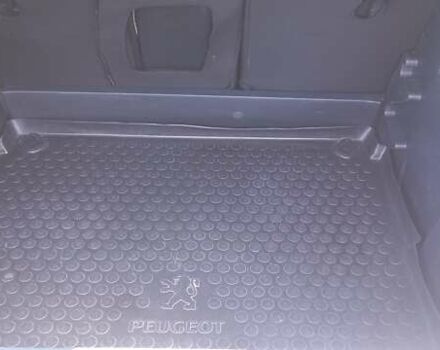 Белый Пежо 3008, объемом двигателя 1.56 л и пробегом 212 тыс. км за 10300 $, фото 22 на Automoto.ua