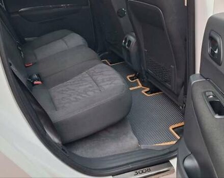 Белый Пежо 3008, объемом двигателя 1.6 л и пробегом 226 тыс. км за 8999 $, фото 74 на Automoto.ua