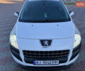 Белый Пежо 3008, объемом двигателя 1.6 л и пробегом 245 тыс. км за 8700 $, фото 3 на Automoto.ua