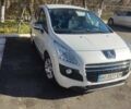 Белый Пежо 3008, объемом двигателя 2 л и пробегом 250 тыс. км за 10500 $, фото 1 на Automoto.ua