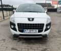 Белый Пежо 3008, объемом двигателя 2 л и пробегом 180 тыс. км за 10150 $, фото 2 на Automoto.ua