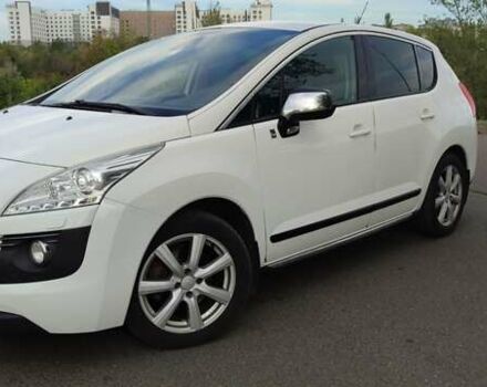 Белый Пежо 3008, объемом двигателя 2 л и пробегом 259 тыс. км за 10900 $, фото 5 на Automoto.ua