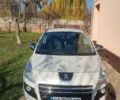 Белый Пежо 3008, объемом двигателя 2 л и пробегом 250 тыс. км за 10500 $, фото 3 на Automoto.ua