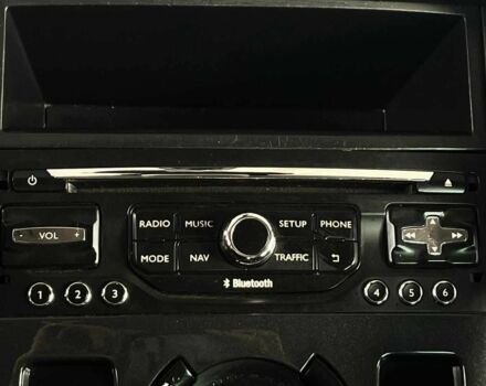 Білий Пежо 3008, об'ємом двигуна 2 л та пробігом 204 тис. км за 9899 $, фото 14 на Automoto.ua