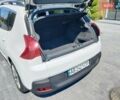 Білий Пежо 3008, об'ємом двигуна 2 л та пробігом 203 тис. км за 12000 $, фото 6 на Automoto.ua