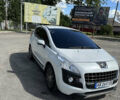 Белый Пежо 3008, объемом двигателя 1.6 л и пробегом 93 тыс. км за 12000 $, фото 7 на Automoto.ua