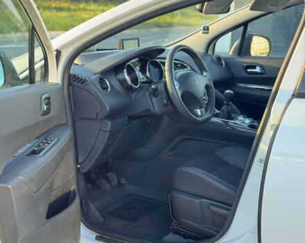 Белый Пежо 3008, объемом двигателя 1.56 л и пробегом 176 тыс. км за 11300 $, фото 10 на Automoto.ua